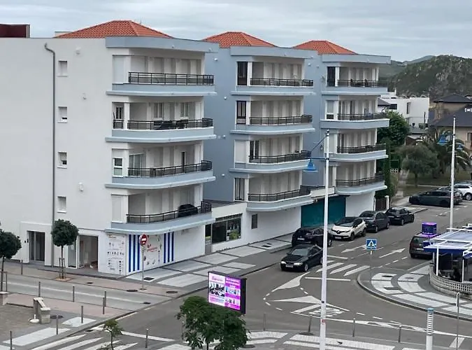 Castellanos Nº 8 Apartment Suances