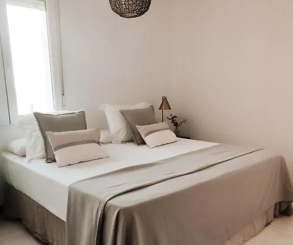 Castellanos Nº 8 Apartamento *